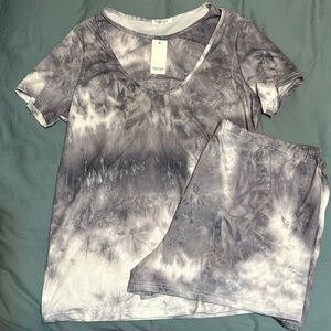NWT matching tie dye maternity pajamas